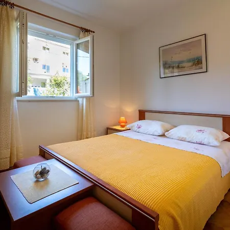 Affittacamere With A Parking Space Stari Grad, Hvar - 14831 Stari Grad (Hvar)
