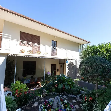 Affittacamere With A Parking Space Stari Grad, Hvar - 14831 3*